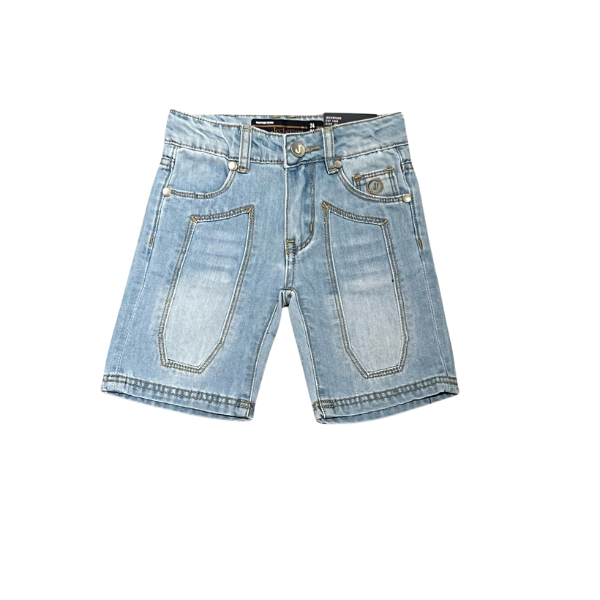 Bermuda Jeckerson in jeans